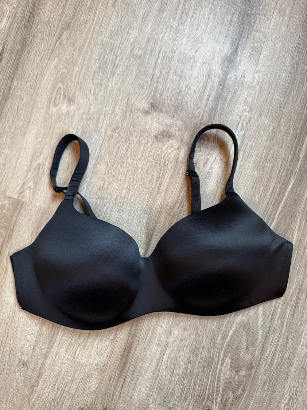 Soma Black Enhancing Shape Wireless Bra